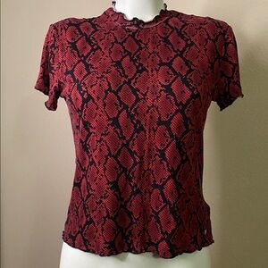 GUESS Red Snake Print stretch knit mock turtle Top XL ❤️❤️
